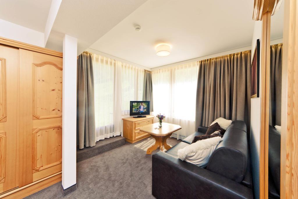Waldpark Hotel Garni Samnaun Extérieur photo
